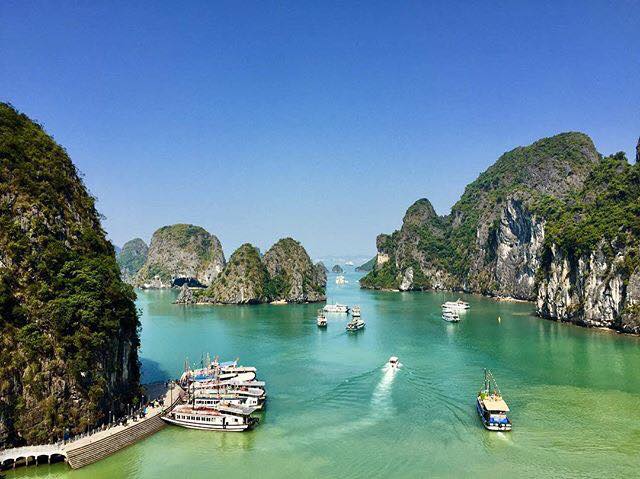 Best time to visit halong bay