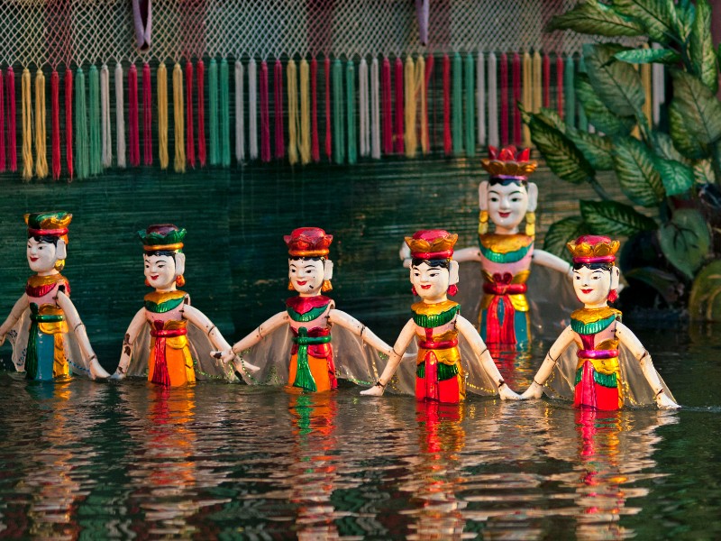Water puppet show hanoi 4
